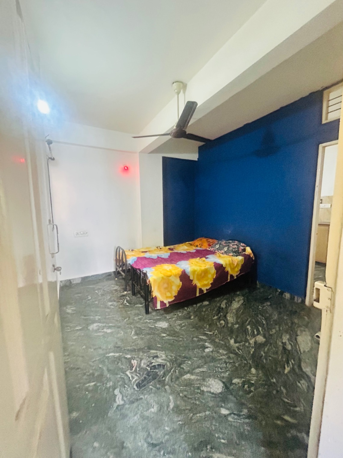 RK for rent in BTM Layout, Bangalore - Easylivin'