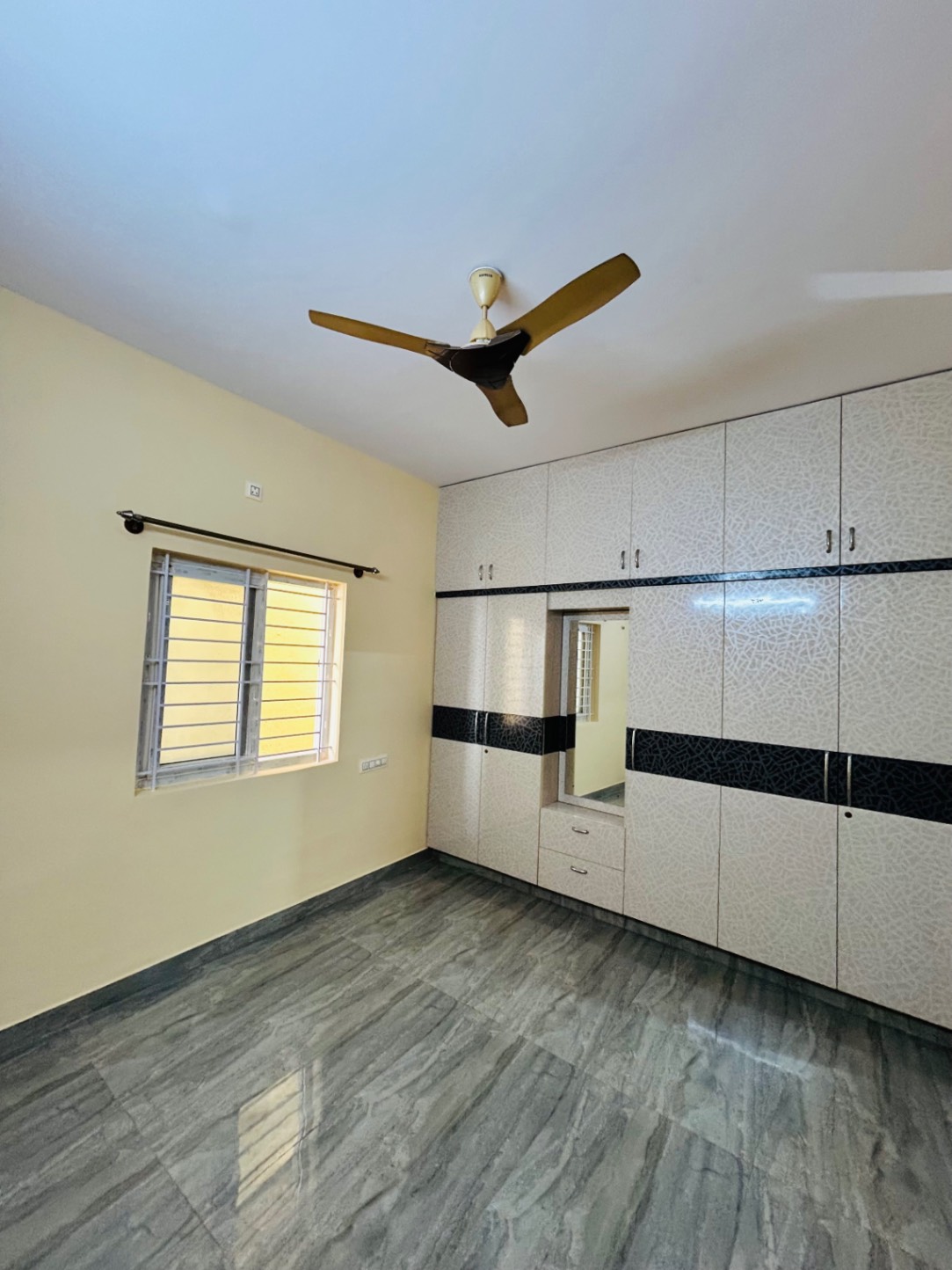 3BHK in HSR Layout - photo 5